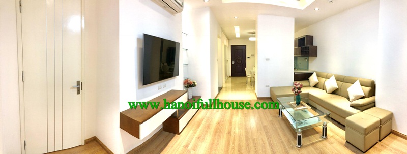 Luxurious apartment in Royal City Urban, 3 bedrooms, big size area, good furniture for rent.